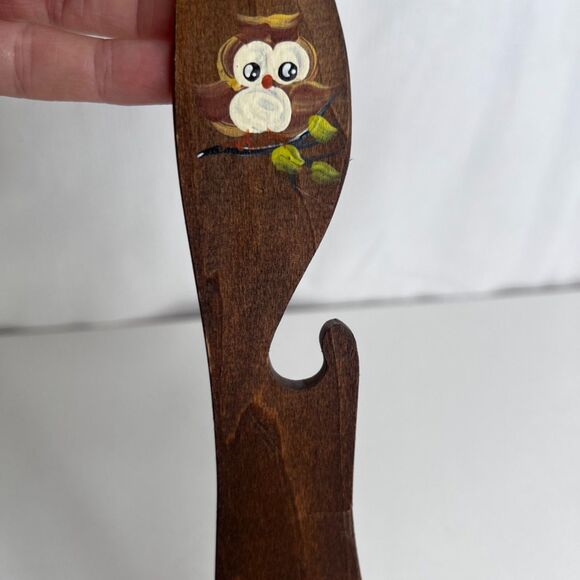 Oven Rack Puller Wooden Hand Painted Owl Darst Design 11" - Picture 3 of 8